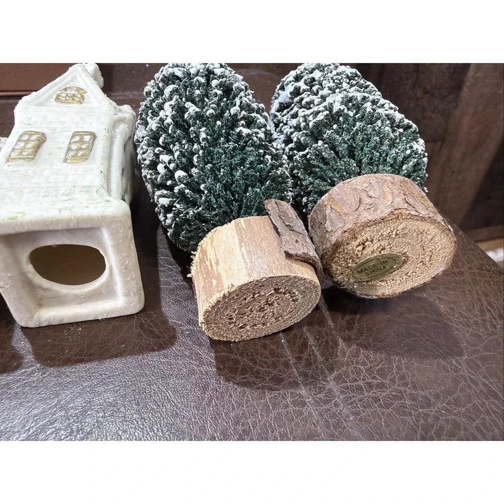Miniature Ceramic White Gold Trim Village Houses Glitters Lot of 5 Vintage Trees